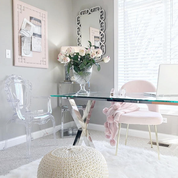 Traditional acrylic arm chair by luxe furniture