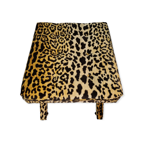 Tufted upholstered stool in jaguar velvet fabric