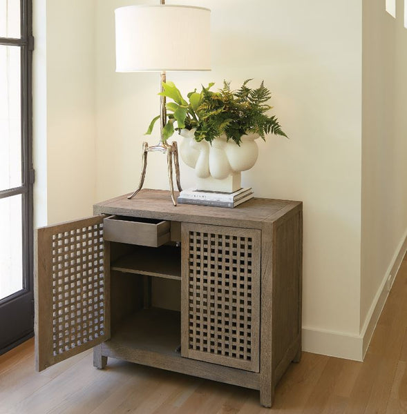 DRIFTWOOD LATTICE 2-DOOR CABINET-GREY