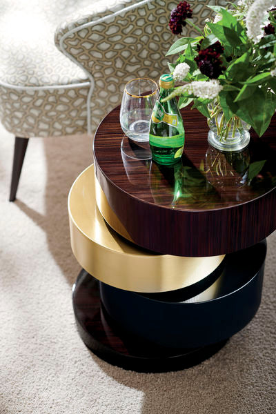 Evolution accent table by Caracole